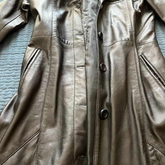 HIlary's Vanity Leather Wing Coat - Large - Picture 4 of 12